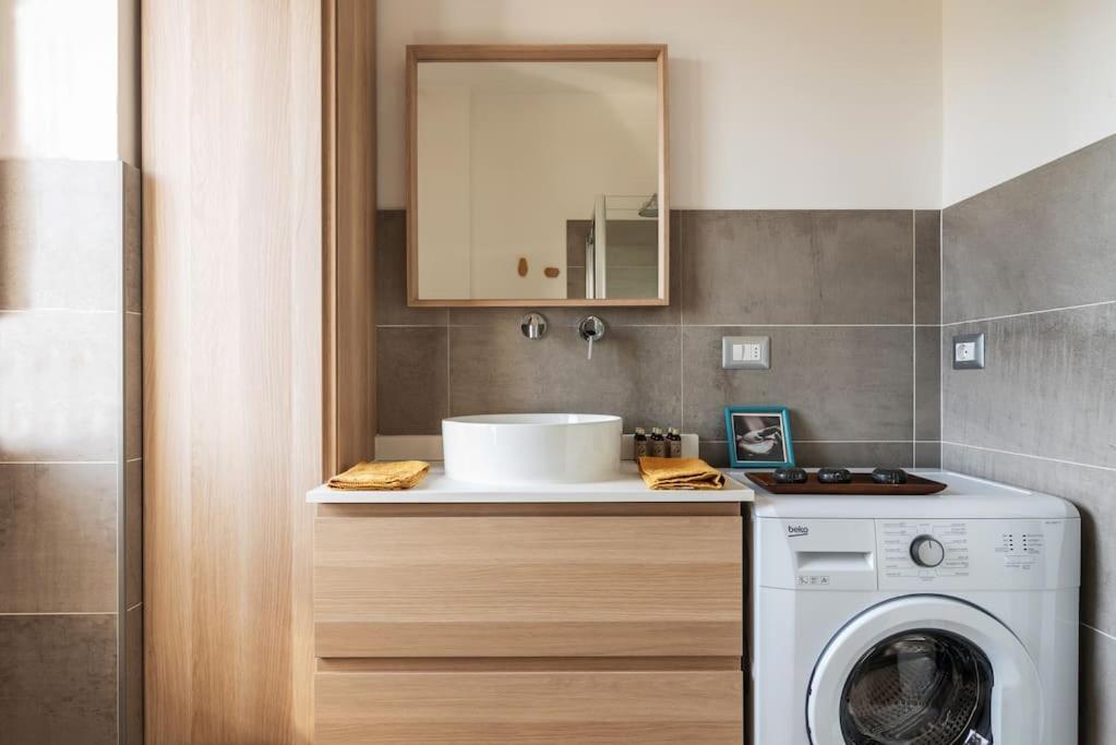 Appartement Schiavoni Flexyrent Wifi à Milan Extérieur photo
