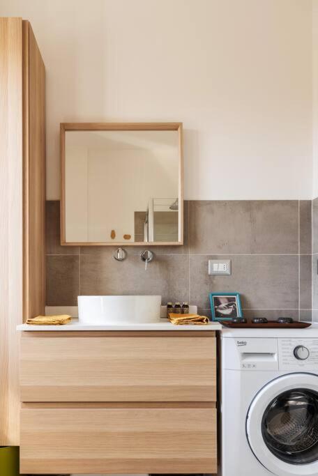 Appartement Schiavoni Flexyrent Wifi à Milan Extérieur photo