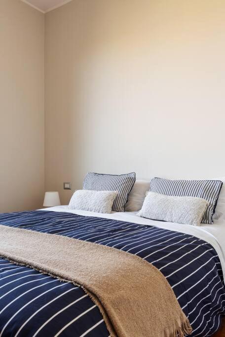 Appartement Schiavoni Flexyrent Wifi à Milan Extérieur photo